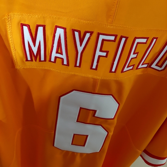 Baker Mayfield Tampa Bay Bucs Creme Stitched Jersey. NWT - Picture 7 of 7